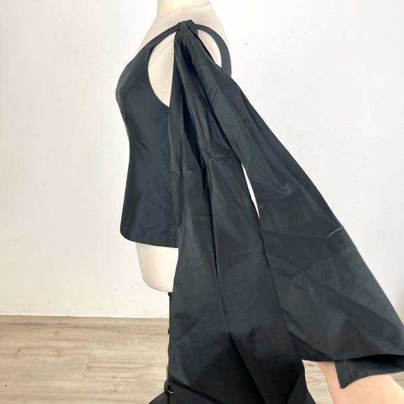 RAFAEL CENNAMO 100% Silk One Shoulder Blk top SZ 6. Couture, High Fashion Item. - Picture 6 of 13